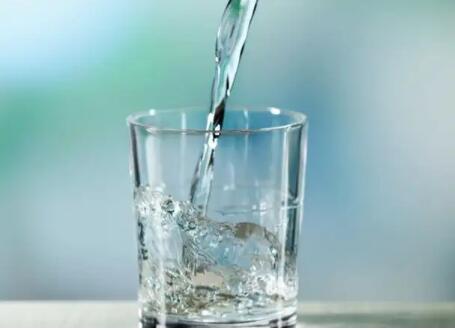 全自动草莓视频IOS在线下载品牌提醒没有微量元素水不适宜人们长时间喝！