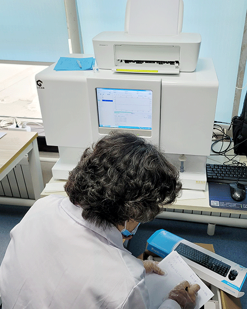 草莓视频IOS在线下载厂家提示小宝宝需要每天补钙和鱼肝油吗？