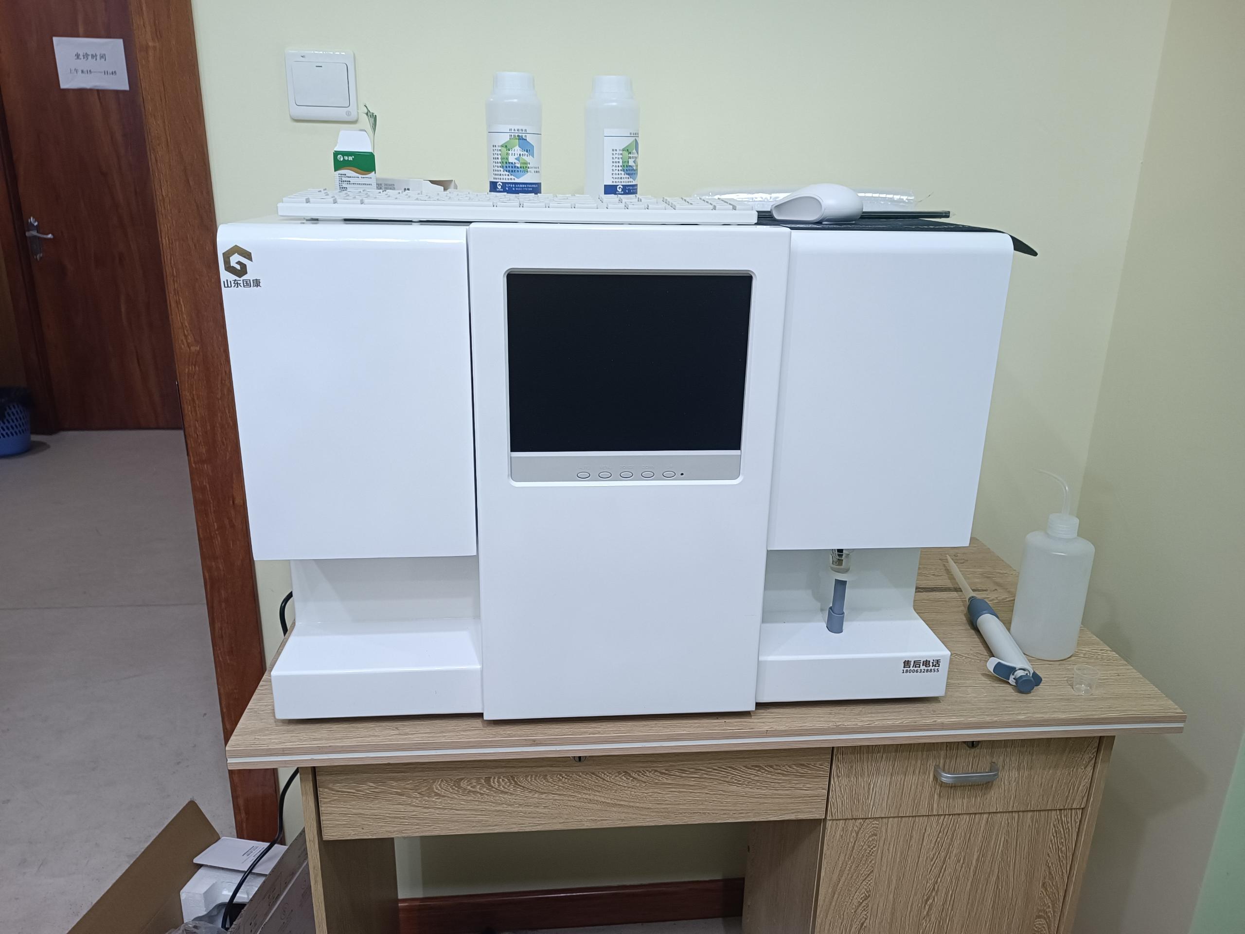 GK-1医用草莓视频IOS在线下载器一体机设备的电极系统主要有哪些？